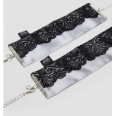 Сатиновые наручники с кружевом Play Nice - Fifty Shades of Grey - купить с доставкой в Воронеже