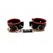 Черно-красные наручники с бантиками из эко-кожи - БДСМ Арсенал - купить с доставкой в Воронеже