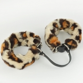 Черные кожаные оковы со съемной леопардовой опушкой - Sitabella - купить с доставкой в Воронеже