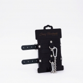 Черные кожаные оковы с хромированной фурнитурой - Crazy Handmade - купить с доставкой в Воронеже