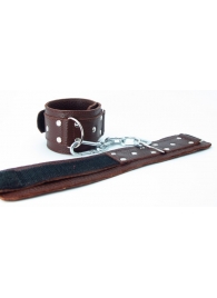 Коричневые кожаные оковы с клепками - БДСМ Арсенал - купить с доставкой в Воронеже