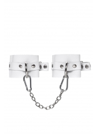 Белые мягкие кожаные оковы с люверсами - Pecado - купить с доставкой в Воронеже