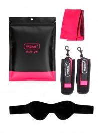 Черно-розовый эротический набор: маска, наручники и повязка - Erokay - купить с доставкой в Воронеже