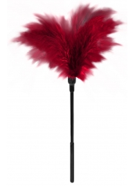 Пластиковая метелочка с красными пёрышками Small Feather Tickler - 32 см. - Blush Novelties - купить с доставкой в Воронеже