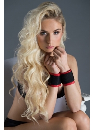 Полиуретановые манжеты для фиксации рук вместе Bound Together Wrist Restraints - Blush Novelties - купить с доставкой в Воронеже