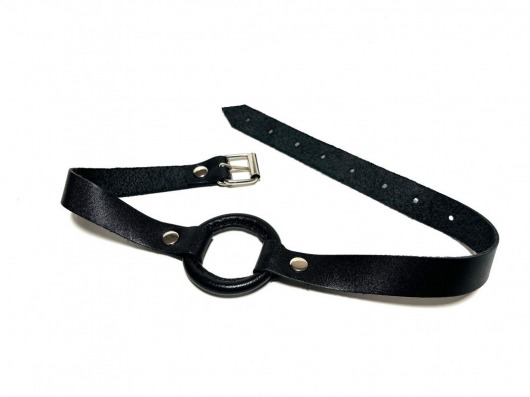 Черный кляп-кольцо на кожаных ремешках - БДСМ Арсенал - купить с доставкой в Воронеже